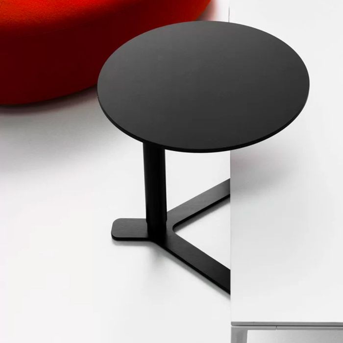 Table - Yo