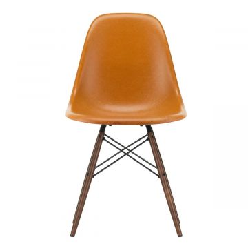 Eames Fiberglass Side Chair DSW - Pieds Érable foncé - Coque Ocre foncé (Outlet)
